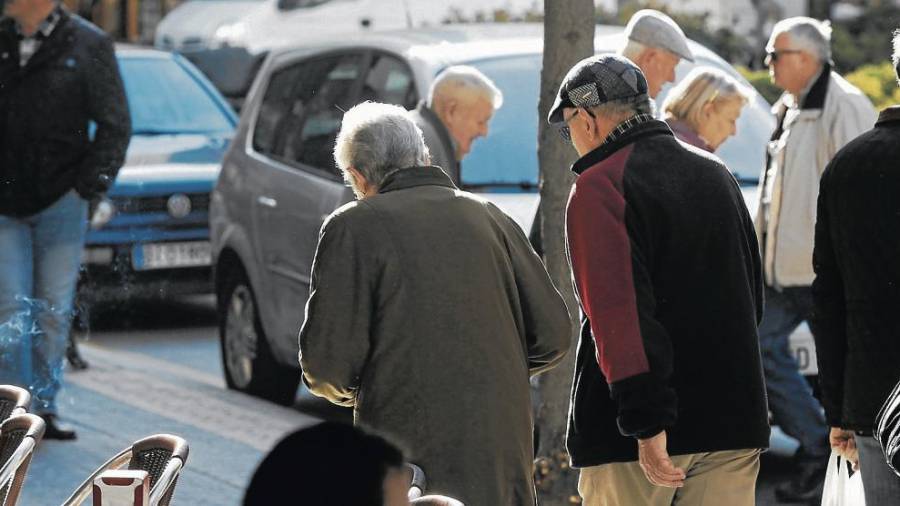 En la provincia sigue creciendo el número de jubilados. FOTO: Pere Ferré/DT