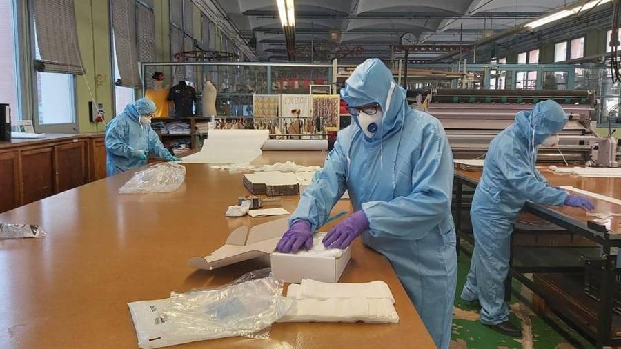 Procés de fabricació dels cintons, a Canet de Mar. FOTO: Diputació de Barcelona