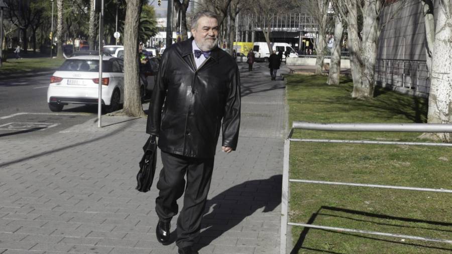 Lluís Nualart, en una imagen de febrero de 2015 entrando en los juzgados de reus. Foto: A. Mariné