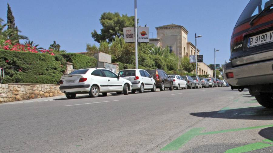 Uno de los dos accidentes de Tarragona ha tenido lugar en la avenida Reina Maria Cristina. Foto: Lluís Milián/DT