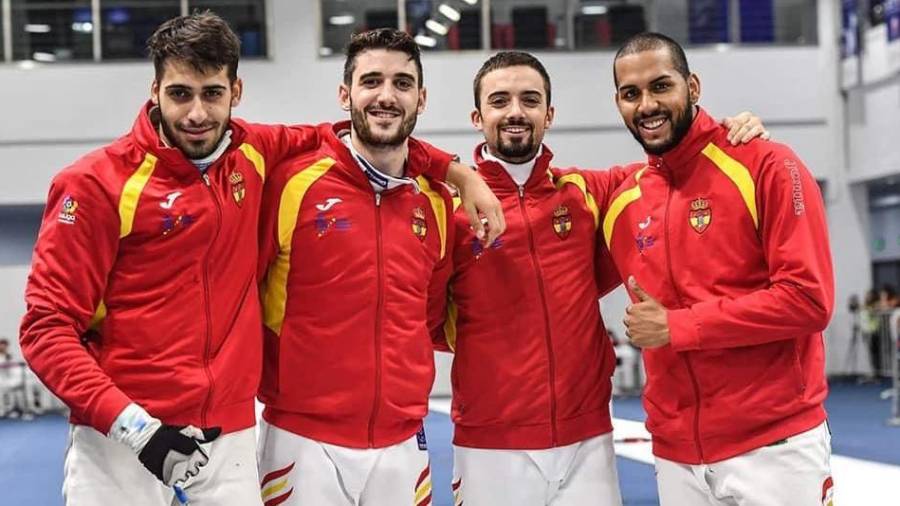 La selección española de esgrima durante la clasificación al mundial. FOTO: CEDIDA