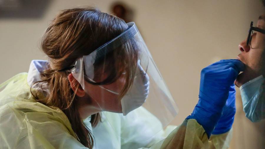 España suma 1.594.844 positivos diagnosticados desde que se inició la pandemia. Foto: EFE