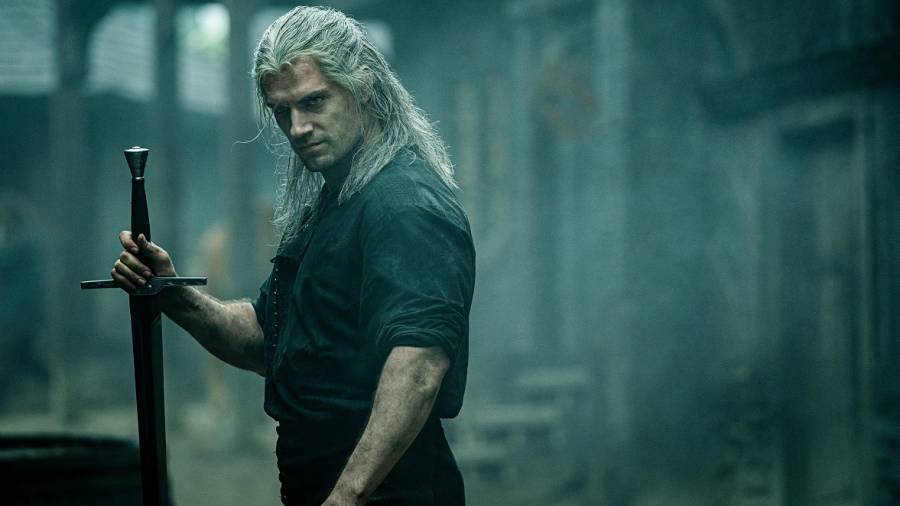 Henry Cavill interpreta a Geralt de Rivia, el brujo m&aacute;s malote de Continente. Foto: Netflix