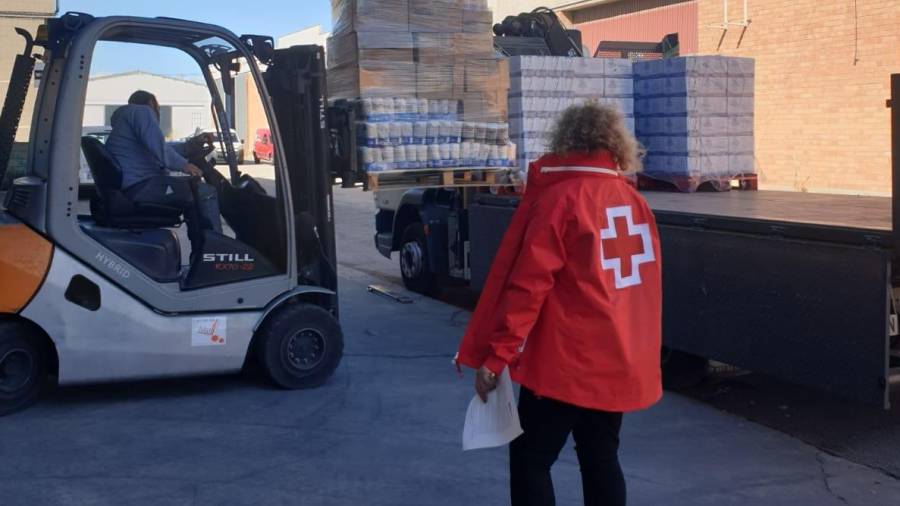 Cruz Roja está preparando la entrega de alimentos. FOTO: CEDIDA