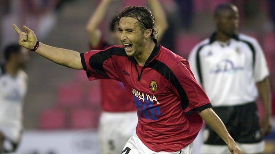 Patxi Méndez celebra un gol durante su etapa en el Nàstic (2001-03). FOTO: DT