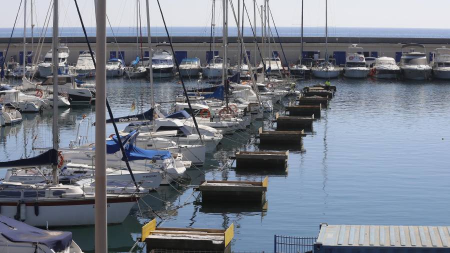 El cadáver ha sido hallado en el Port Esportiu de Tarragona.