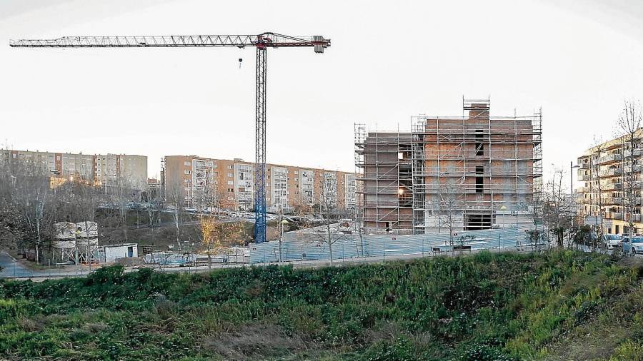 La actividad de construcción en la ciudad de Tarragona se concentra ahora en la zona de Joan XXIII. FOTO: Pere Ferré
