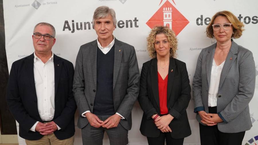 Les autoritats, durant la visita. Foto: Generalitat de Catalunya