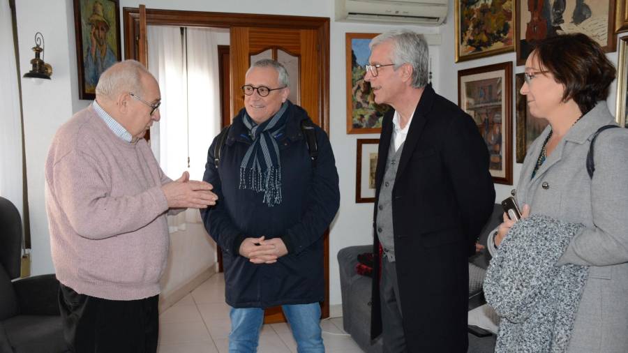 Eduard Boada conversa amb Xavi Gonzàlez, Josep Fèlix Ballesteros i Begoña Floria. FOTO: Aj. Tarragona