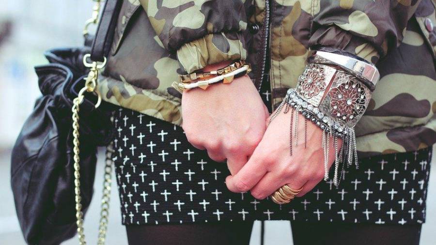 Discriminatorio Reciclar As Pulseras y brazaletes para mujer: consejos para elegir el más adecuado a tu  estilo
