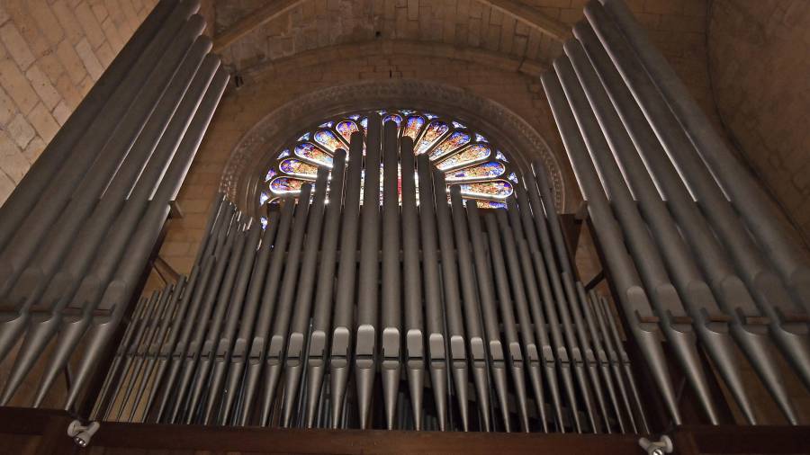Una imagen del aspecto que muestra actualmente el órgano de la Prioral de Sant Pere de Reus. FOTO: Alfredo González