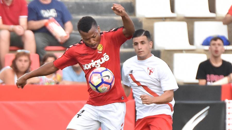 Uche firmó el gol del empate 1-1 entre granas y sevillistas de la temporada pasada.