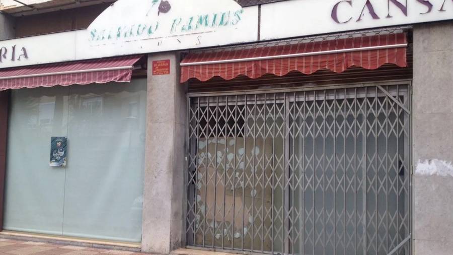 La carnicería asaltada se encuentra en la calle Catalunya de Reus. FOTO: Alfredo González