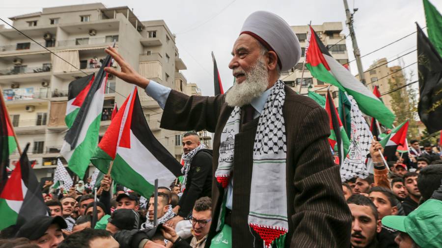 Las protestas de apoyo a Palestina se extendieron por todos los países islámicos. En Líbano utilizaron gases lacrimógenos. FOTO: EFE