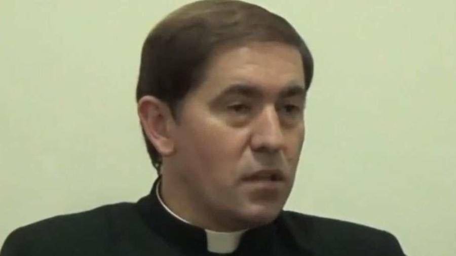 Óscar Turrión, de 49 años y natural de Salamanca, era rector del seminario Maria Mater Ecclesiae de los Legionarios de Cristo. youtube