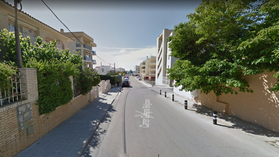 Calle General Belgrano, en Cambrils, donde se ha producido el robo. Foto: Google Maps.