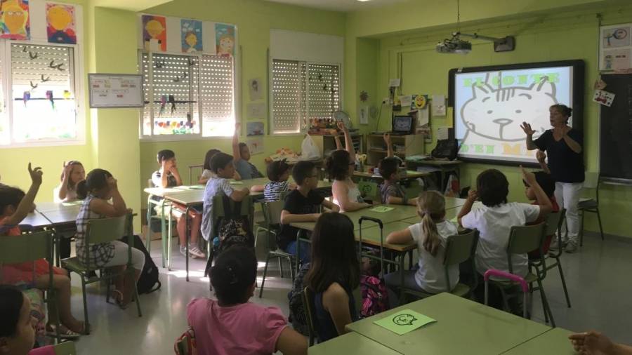 Una charla en una escuela de El Vendrell.