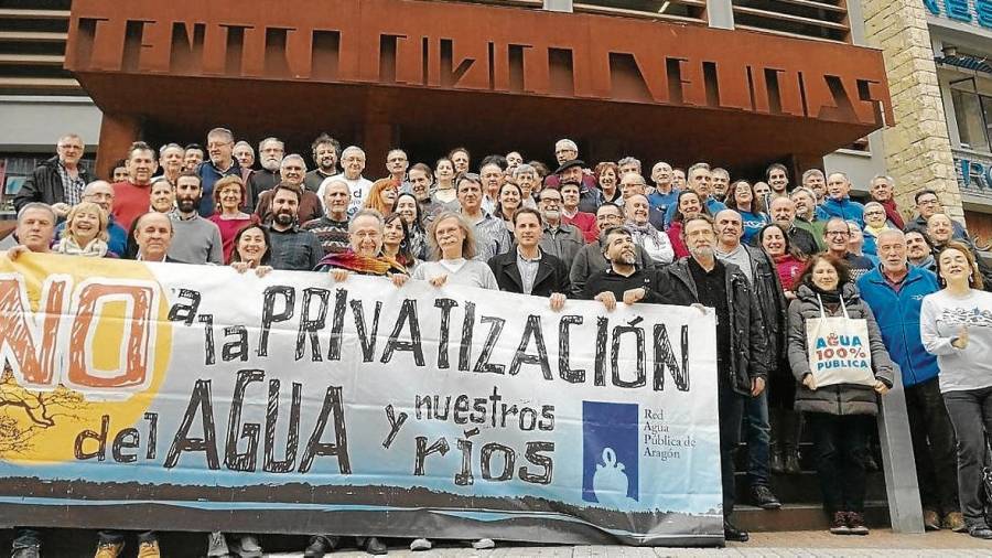 Imatge de conjunt dels participants en la cimera de Saragossa, amb participació de la PDE. FOTO: COAGRET