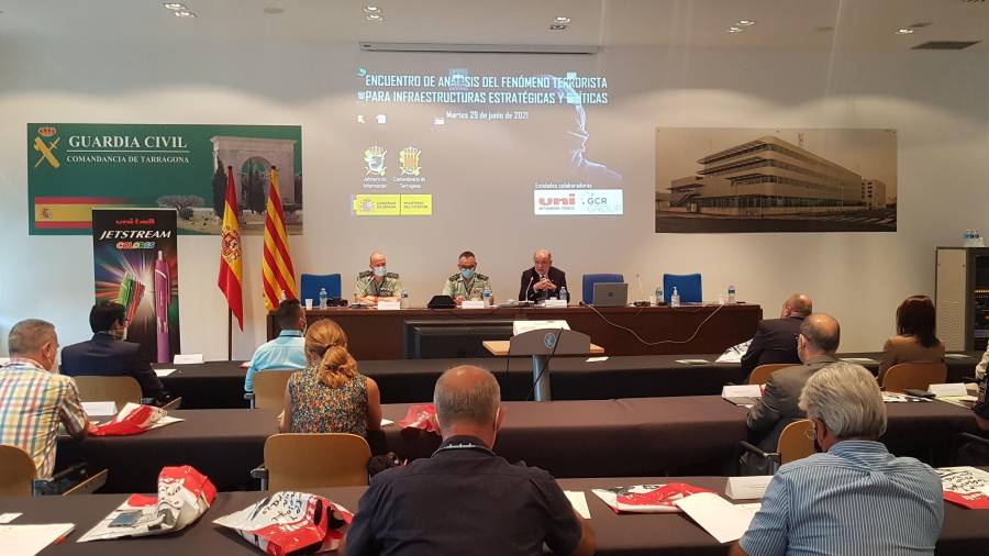 La Guardia Civil organiza un encuentro de análisis del fenómeno terrorista. FOTO: Dirección General de la Guardia Civil
