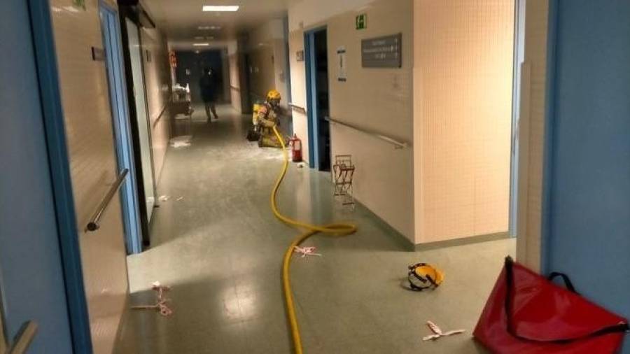Desalojan 42 personas de la planta Covid del hospital de El Vendrell