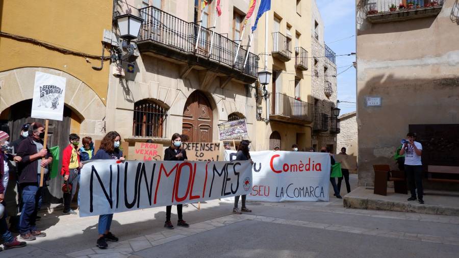 Detall de la protesta a Vilalba dels Arcs. FOTO: FOTO: Terra Alta Viva
