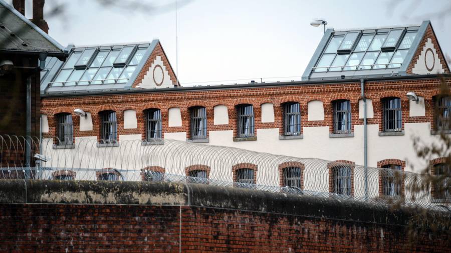 Vista de uno de los módulos de celdas de la prisión de Neumünster