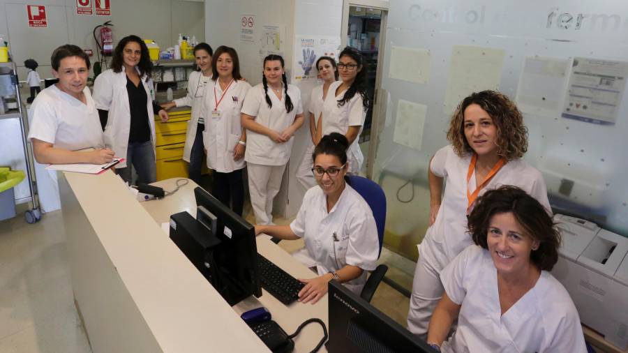 El equipo de cuidados paliativos del Hospital Sociosanitari Francolí, ubicado junto al Hospital Joan XXIII. FOTO: LLUÍS MILIAN