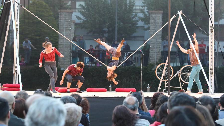 Imagen de uno de los espectáculos de la última edición del Trapezi. FOTO: Alba MAriné