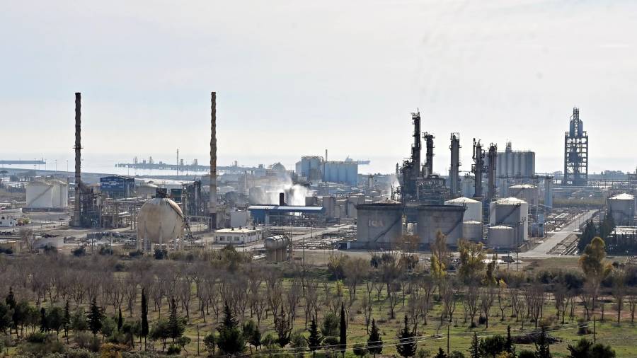 La planta de óxido de etileno quedó afectada por la explosión en Iqoxe del 14 de enero. alfredo gonzález/dt