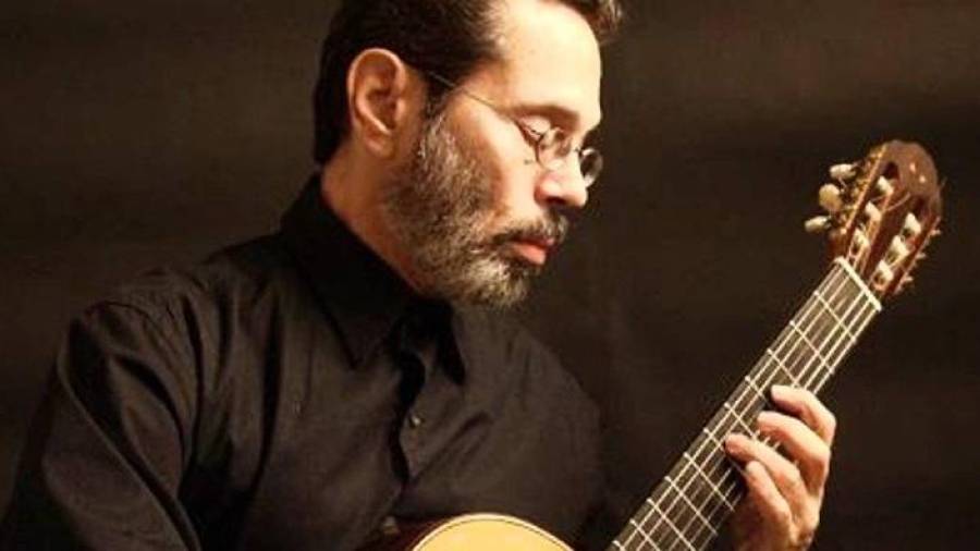 Leo Brouwer dirigirà el seu propi homenatge al Festival Internacional de Guitarra de l’Hospitalet de l’Infant. FOTO: DT