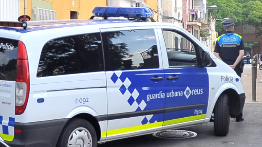 Imagen de archivo de una furgoneta de la Guàrdia Urbana de Reus. FOTO: DT