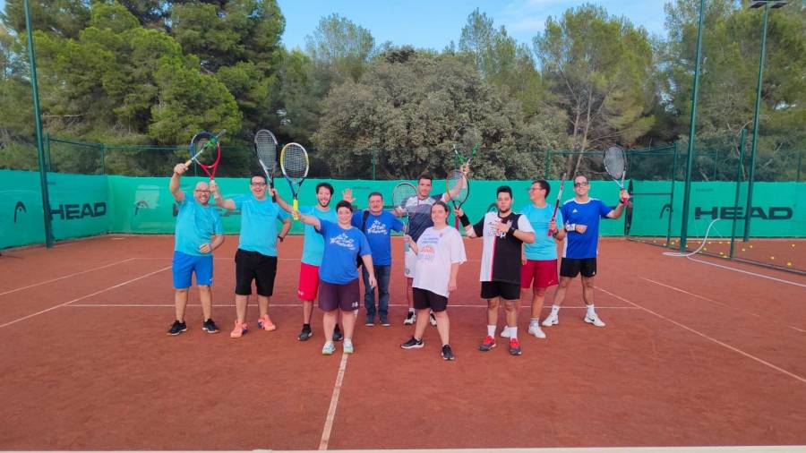 Nagore, Laura, Rafa Herruzo, David, Javi, Fernando García y Jordi disputarán el catalán de tenis adaptado. Foto: Cedida