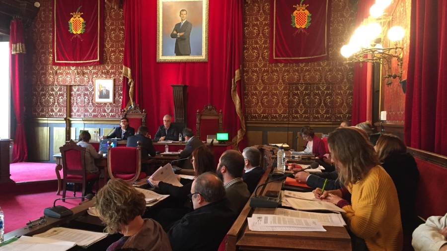 El pleno debatirá la moción del Fòrum per la Memòria este viernes. Foto: Pere Ferré