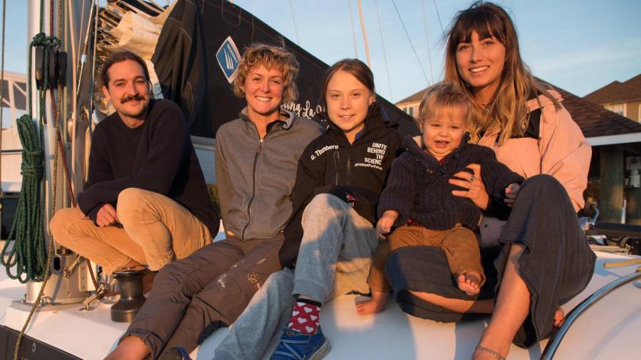 Greta Thunberg se dirige a España con una familia de 'youtubers' australianos