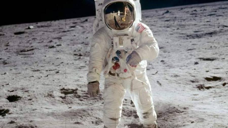 La despesa per arribar a la Lluna, moralment questionada. NASA
