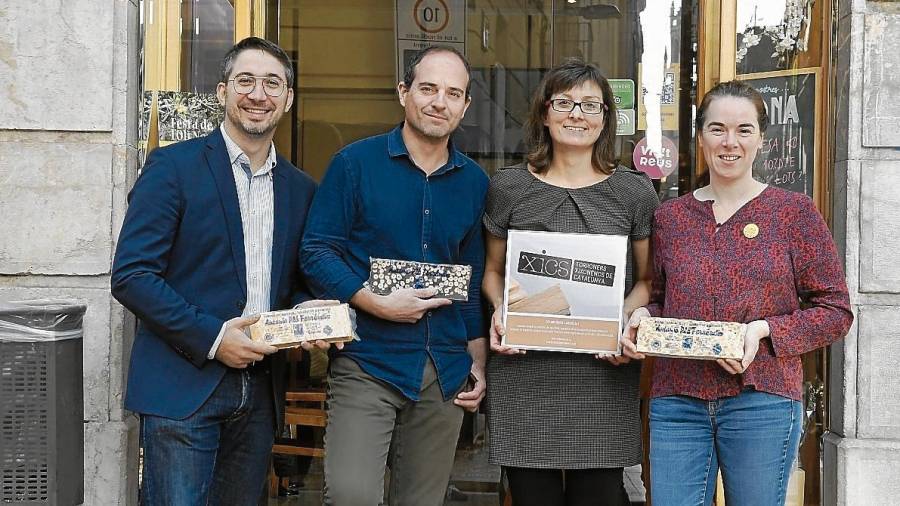 L’Associació de Torroners Xixonencs de Catalunya es va presentar ahir a Reus. FOTO: alfredo gonzález