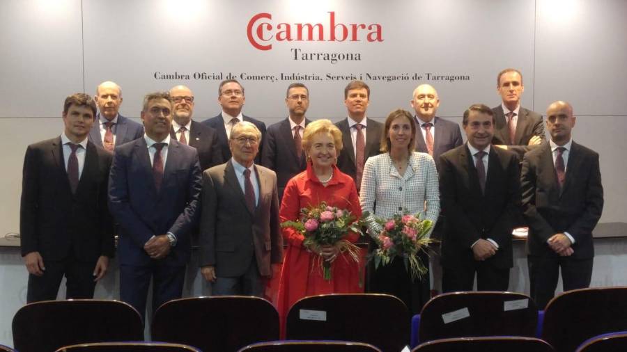 Imagen de la candidatura con la presidenta Roigé y la consellera Chacón. FOTO: Núria Riu