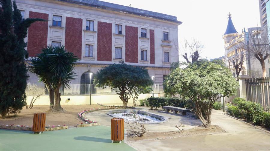 Imagen del jardín del Banc d’Espanya tras la intervención de reforma. FOTO: Pere Ferré / DT