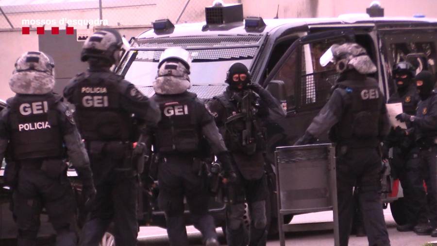 Imagen de la operación de Mossos d'Esquadra contra la banda criminal que actuaba en la AP-7