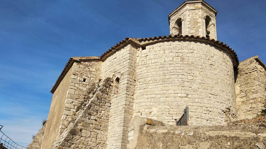 L’església de Sant Pere fou construïda el 1194. FOTO: ÀNGEL JUANPERE
