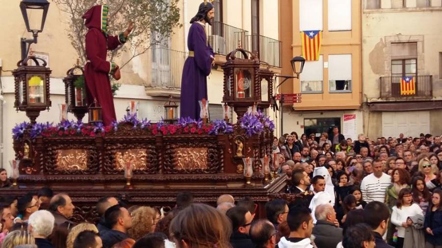 Uno de los pasos de la procesión.