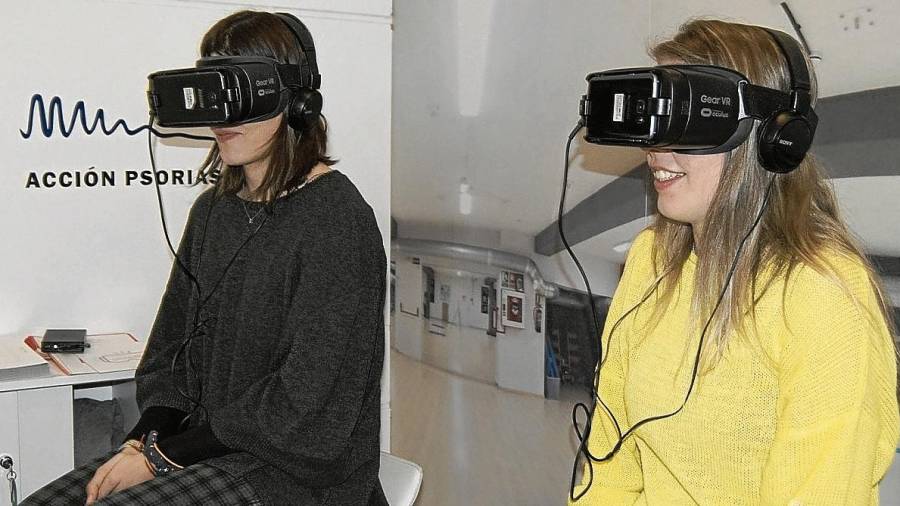 Els participants portaven ulleres de realitat virtual per experimentar en el marc d’aquest projecte innovador. FOTO: cedida
