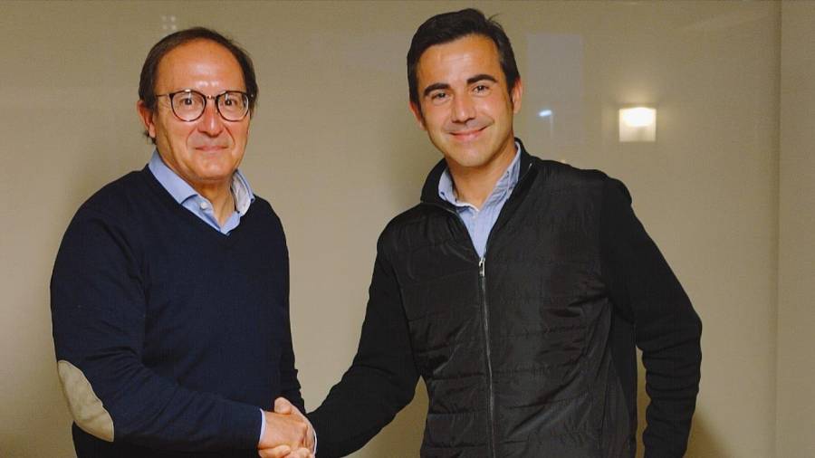 Jordi Compte y David Cortés, el anterior y nuevo presidente del Reus Monterols. FOTO: Cedida