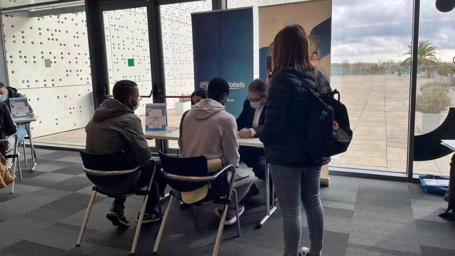 Creu Roja refuerza la atención a los colectivos vulnerables