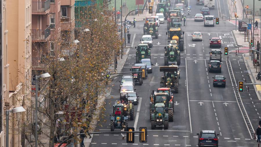 Tractorada organizada por Unió de Pagesos en Lleida. FOTO: ACN