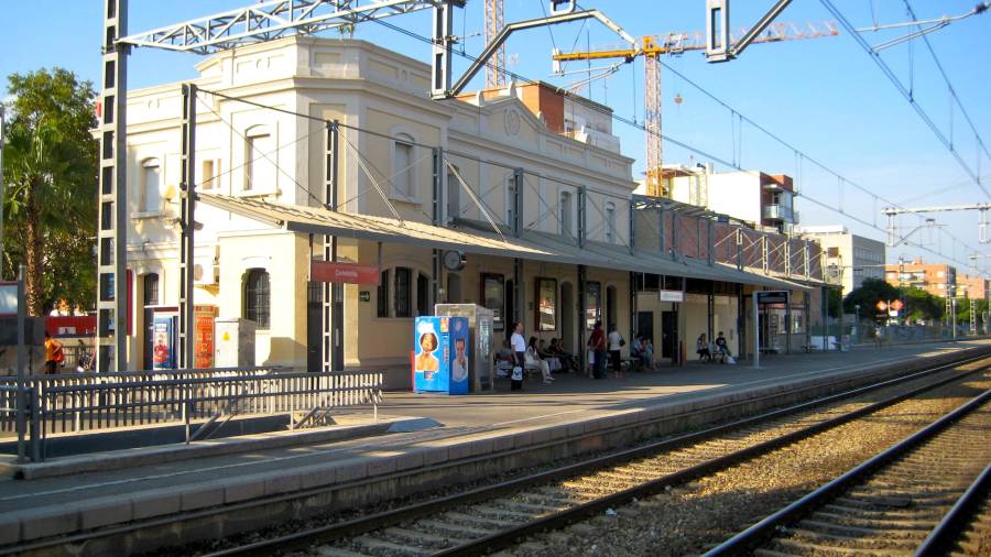 Imagen de la estación de tren de Castelldefels.