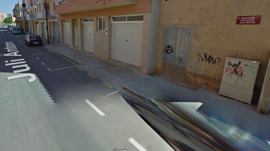 Los hechos ocurrieron en esta calle de Reus. FOTO: Google