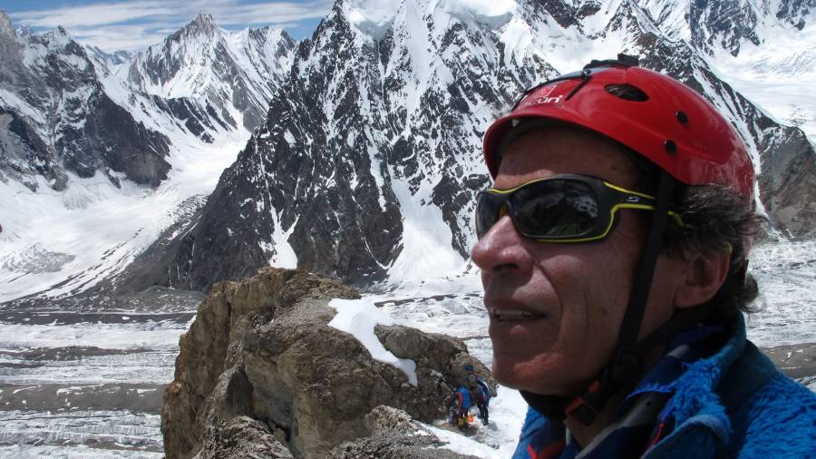 Imagen de Cadiach en el Broad Peak, el último ochomil que le falta para completar los catorce más altos del planeta. Foto: Cedida