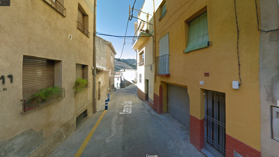 La casa de la dreta és l'afectada. Foto: Google Maps
