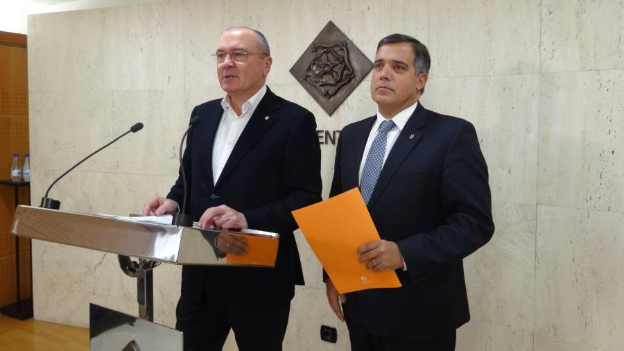 Pellicer y Cervera, durante la rueda de prensa celebrada este martes en el Ayuntamiento de Reus. FOTO: Ayuntamiento de Reus